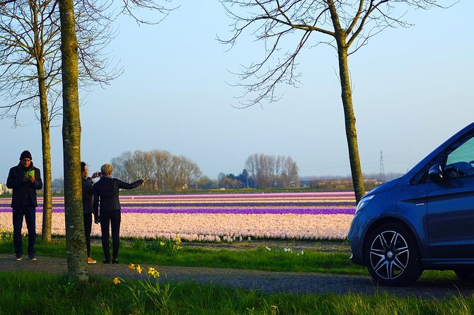 Private Tour to Windmills Zaanse Schans +Keukenhof - 7 Hours - Your guide’s photo advantage: less hunting, better pictures
