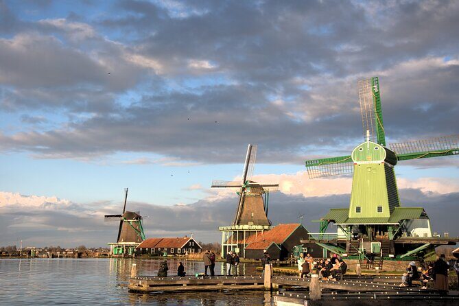 Private Tour to Zaanse Schans, Volendam, and Marken - A small-group feel in a packed day
