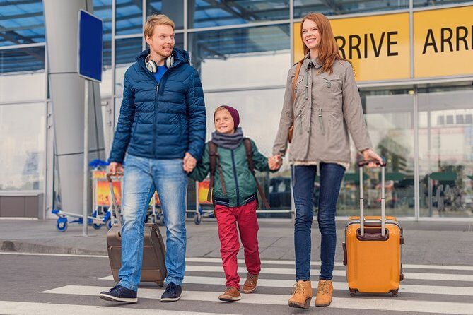 Private Transfer from Amsterdam Airport Schiphol to The Hague - Finding the driver at Schiphol: Departures 2 door F (not arrivals)
