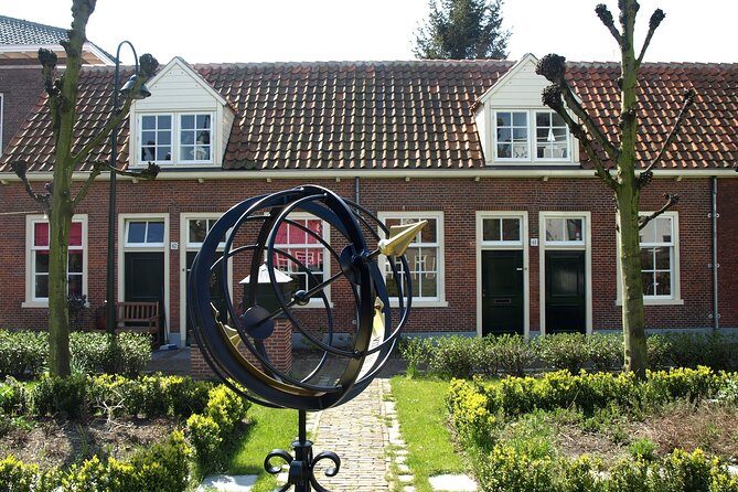 Private Walking Tour: Delft's Royal History and Pottery - How long is the tour really, and why pace matters