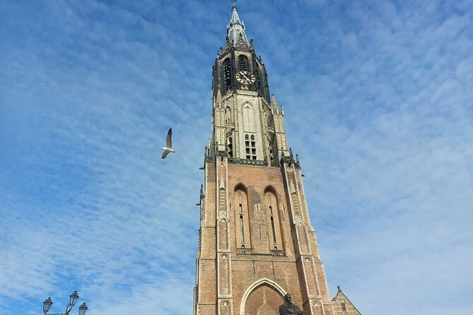 Private Walking Tour of Delft: Dive into the Dutch Golden Age - Armamentarium and the Dutch East India Company: Golden Age ambition in stone