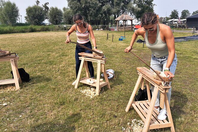 Private Workshop for Wooden Shoe Making in Simonehoeve - Entering Simonehoeve: a working farm, not a showroom