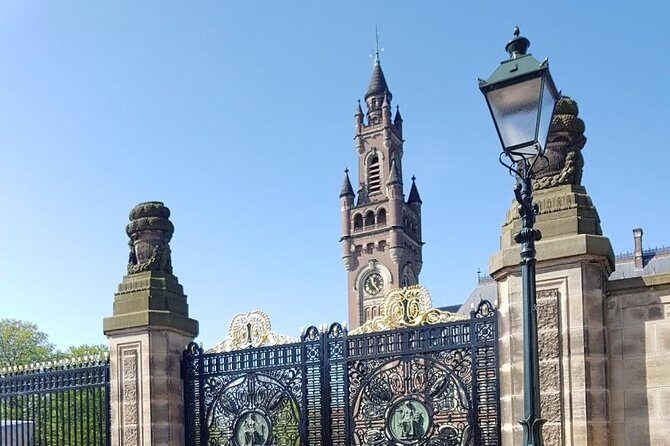 privatetour Delft, The Hague&Rotterdam Kinderdijk from Amsterdam - Pickup, Wi-Fi, and the rhythm of a long day