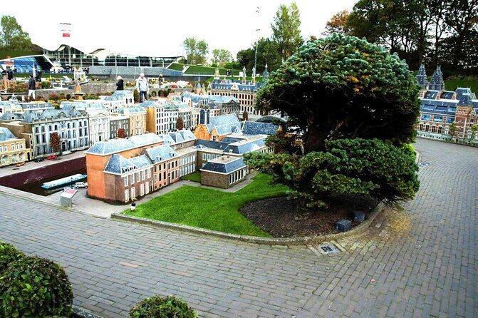 privatetour Delft, The Hague&Rotterdam Kinderdijk from Amsterdam - Mauritshuis moment and the art you can recognize instantly