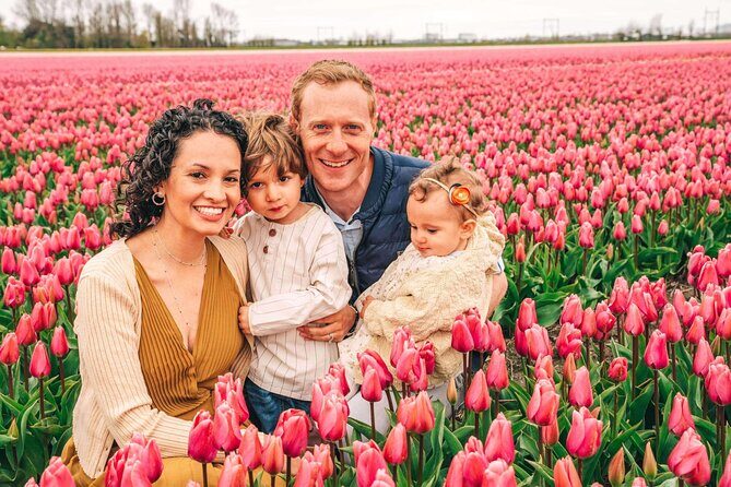 Professional Photoshoot at Private Tulip Field - What you actually get: 30 edited, high-resolution photos