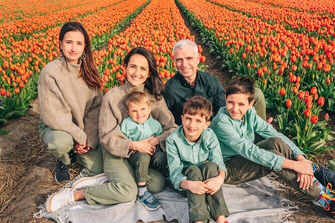 Professional Photoshoot at Private Tulip Field - Where the shoot starts: Keukenhofbos, Lisse