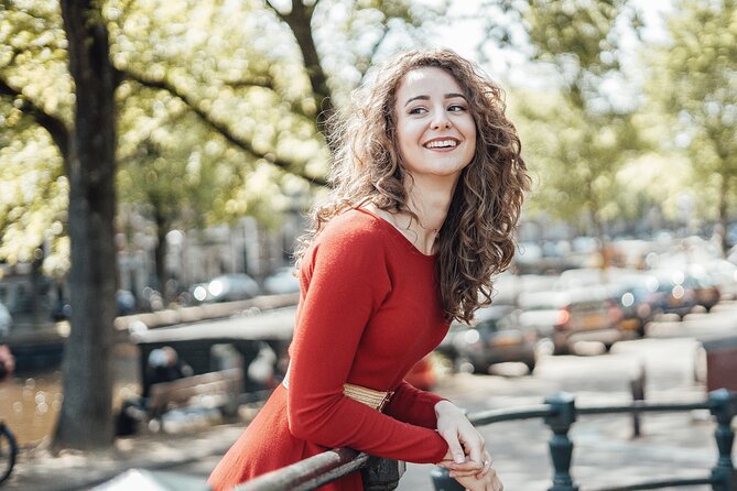 Professional Tinder Photo Session in Amsterdam - Edited Photos Included: What That Changes for Your Profile