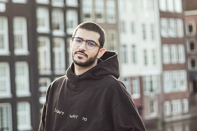 Professional Tinder Photo Session in Amsterdam - Morning vs Afternoon Sessions: Picking the Right Time Window