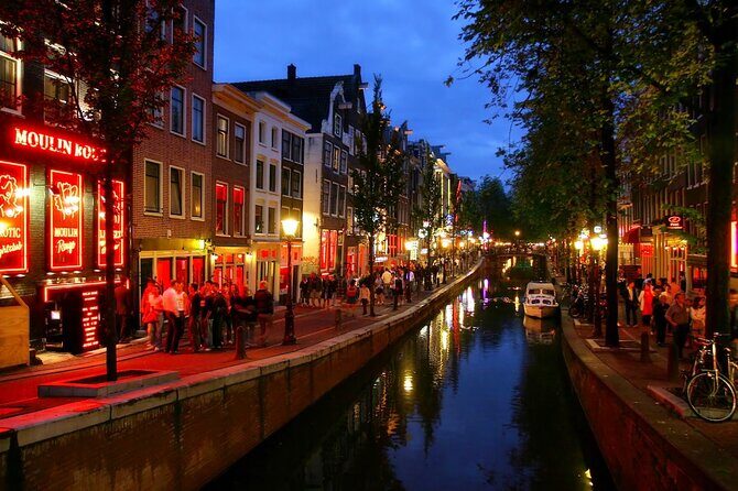 Red Light District Primetime Private Tour for 18+ Only - Beurs van Berlage: swapping street controversy for architecture