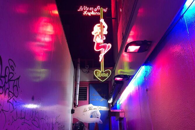 Red Light District private tour with a local - Price and Scheduling: What $231.72 Gets You (Per Group)