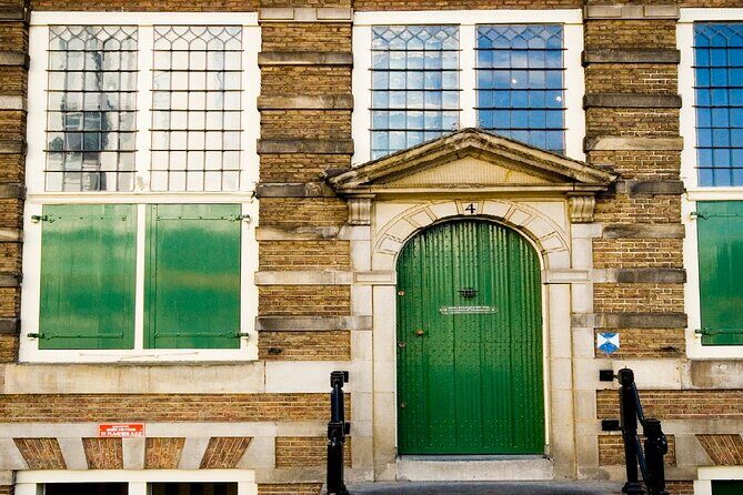 Rembrandt House & Neighborhood Guided Tour Semi-Private 8ppl Max - Keizersgracht and Museum Van Loon: a pupil’s spotlight