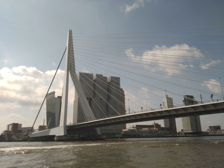 Rotterdam Architecture: Centre and South Bank with watertaxi - Meeting Under the Clock at Rotterdam Central
