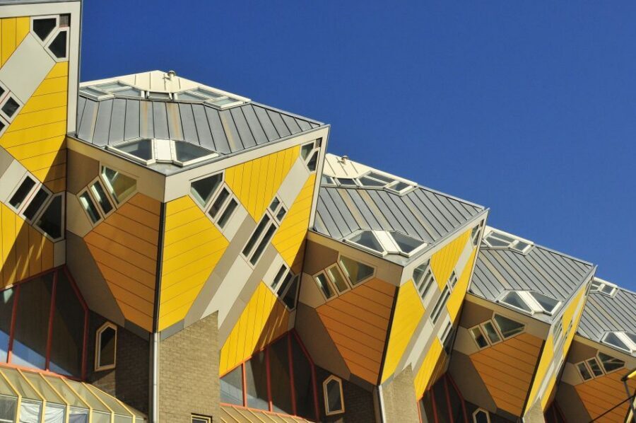 Rotterdam Architecture: Centre and South Bank with watertaxi - South Bank by Watertaxi: Former Harbor Area Now in Full Display