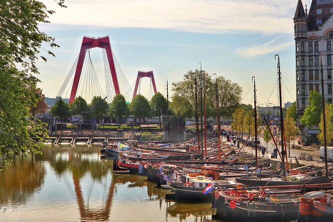 Rotterdam: City Walk Audio Guide in 7 Languages on your Phone - Cube Houses and the Pencil Tower vibe: architecture made for close-up looking