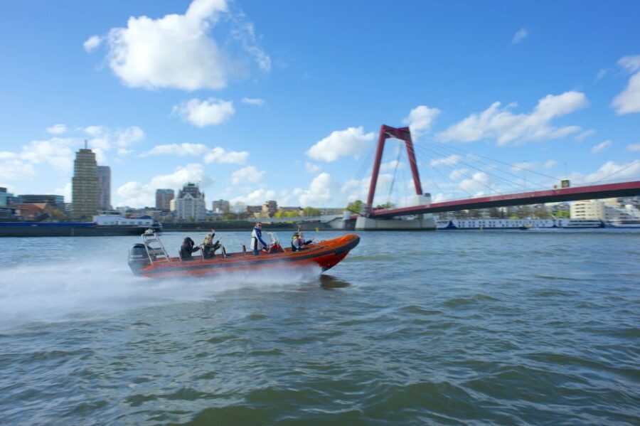 Rotterdam: Private Maas River Speedboat Cruise - Practical Tips for Photos, Comfort, and First-Time RIB Riders