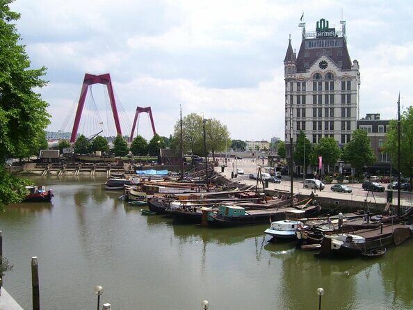 Rotterdam: Private Tour with Local Guide + Cube House visit - Starting at Station Blaak: the easiest meeting point in the city center