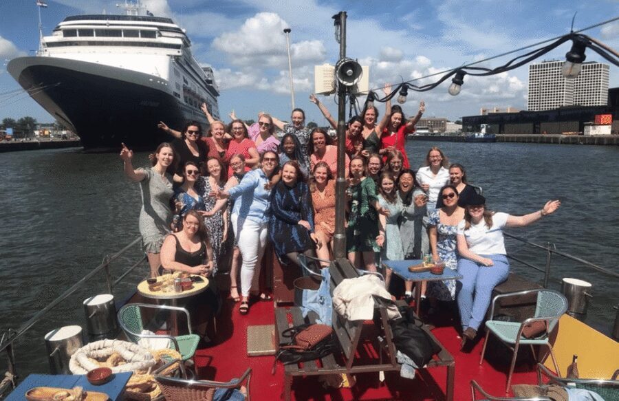 Rotterdam: Pub Cruise with Drinks and Bites - A pubcruise on the Maas: what the 2 hours really feels like