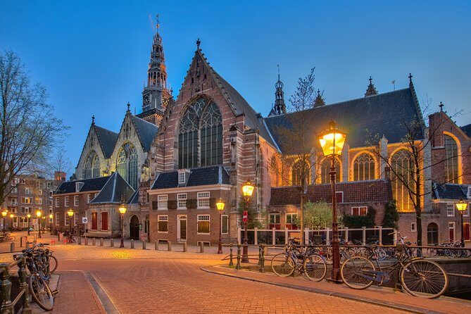 Self-Guided Audio Tour of The Red Light District - Why a Red Light District audio tour makes sense in Amsterdam