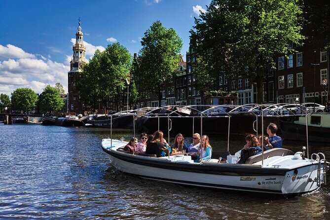 Short canal trip in German: Amsterdam in an hour - The on-water route: canal ring views in an easy time block
