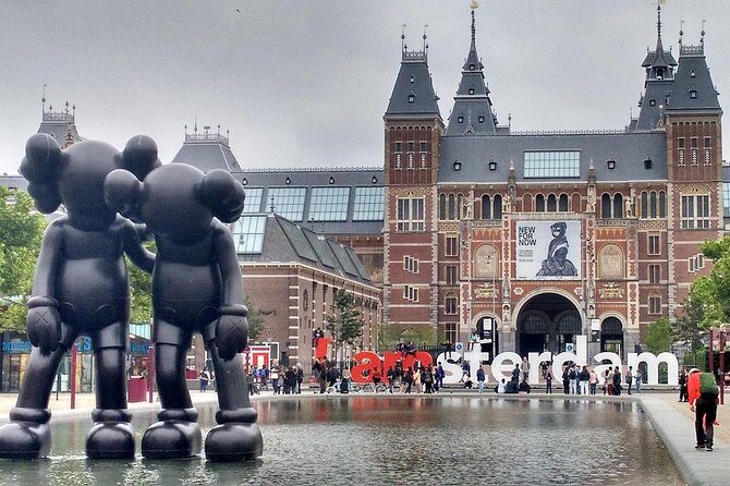 Taxi from a hotel in Amsterdam to the cruise port in Amsterdam - Should you book this taxi-to-the-port transfer?