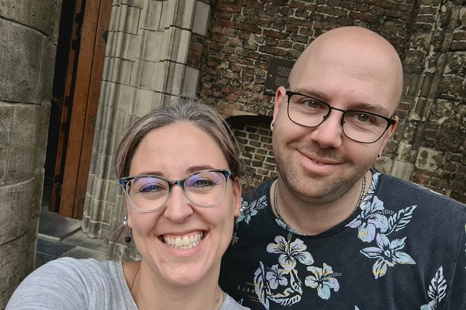 The Blue's Clues in Delft Exploration Game and Tour - The Old Church and Prinsenhof: medieval roots to William the Silent