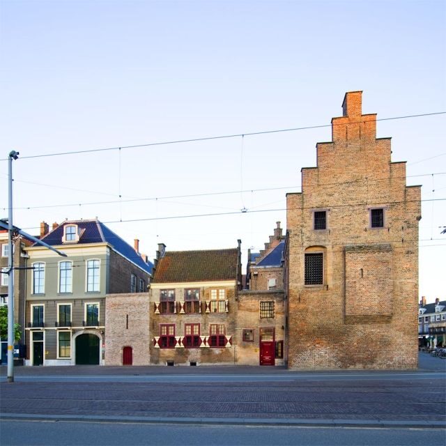 The Hague: Prison Gate Museum - The cells and courtroom world: what you’ll notice as you move through