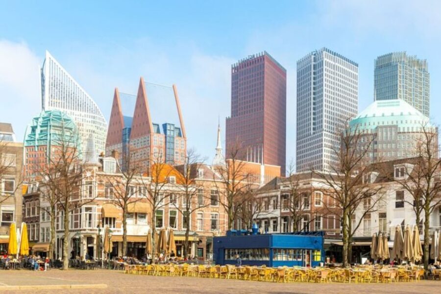 The Hague: Private Custom Walking Tour With A Local Guide - Pickup, meeting point, and how you start the walk