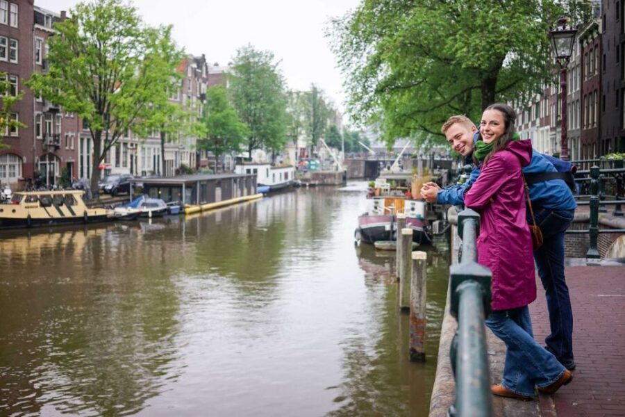 The True Story of Anne Frank's Diary Private Guided Tour - Why This Private Anne Frank Route Fits Amsterdam So Well
