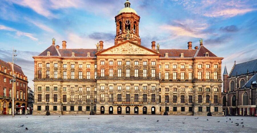 The True Story of Anne Frank's Diary Private Guided Tour - The 2-Hour Option: Walk Anne Frank’s 1942 Path Without Rushing