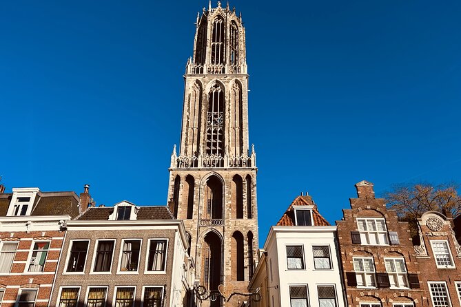 Utrecht Historic City: a Self-Guided Augmented Reality Tour - Geertebolwerk and Karel V: refuge, past and present