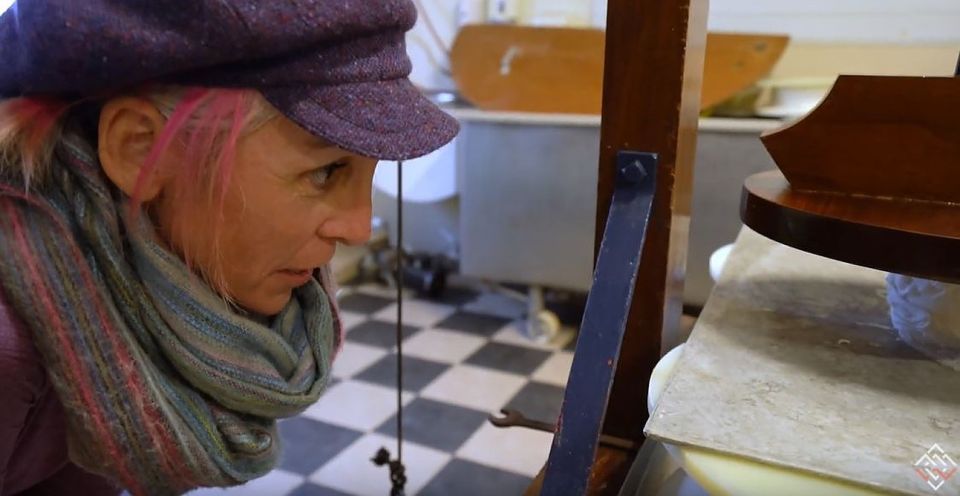 Volendam: 2.5-Hour Cheesemaking Workshop & Clog Making Tour - Taste like a Dutch snack table: Gouda, Edam, stroopwafel, and wine