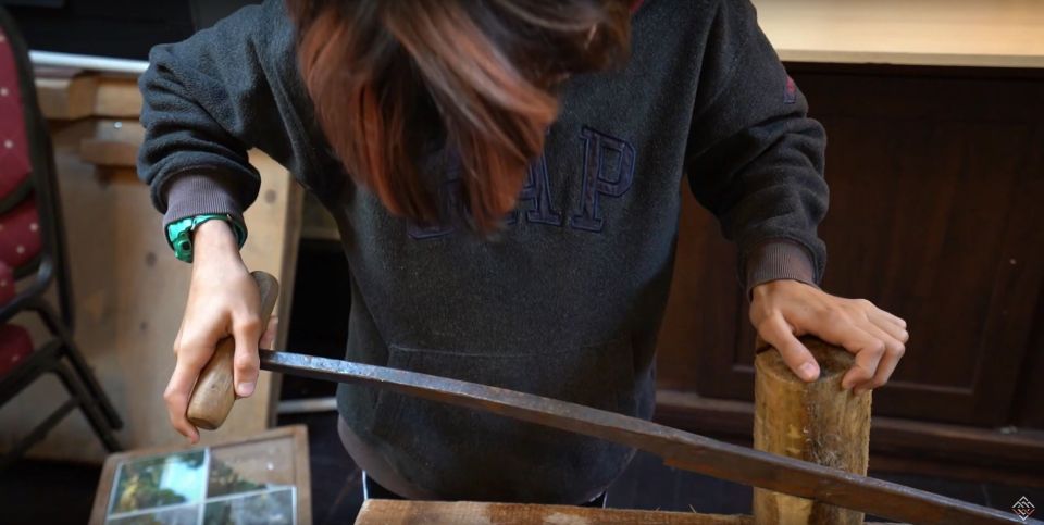 Volendam: 2-Hour Clogmaking Workshop and Cheese Tour - Key things to know before you go