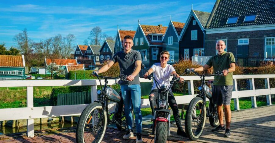 Volendam: E-Fatbike Rental - Edam by E-Fatbike: Narrow Canals, Alleys, and Cheese Time