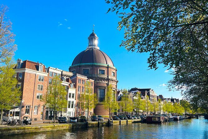 Walking Tour about Golden Age Architecture, private local guide - The Royal Palace engineering lesson on clay and marshy ground