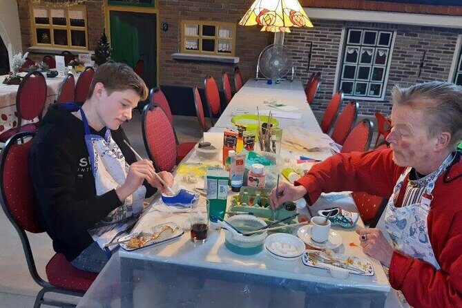 Wooden Shoes Painting Private Workshop in Simonehoeve - How to get the best experience (without overthinking it)