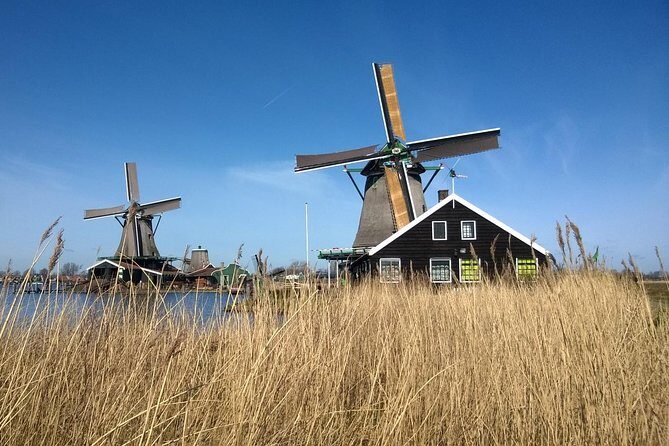 Zaanse Schans and Volendam Private Tour from Amsterdam - Pickup in Amsterdam at 9:00, and how the logistics affect your day