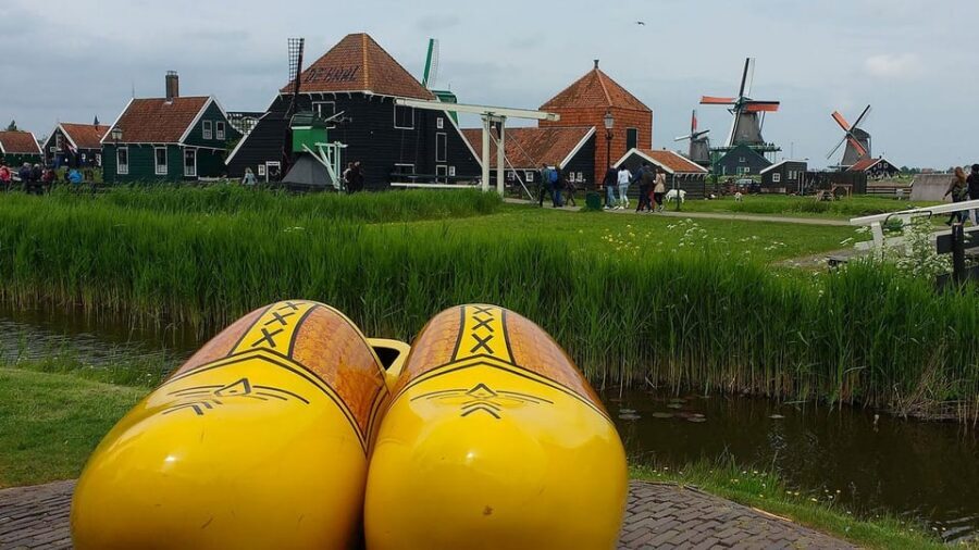 Zaanse Schans: Half-Day Private Guided Tour - Who this private tour fits best (and who should look elsewhere)