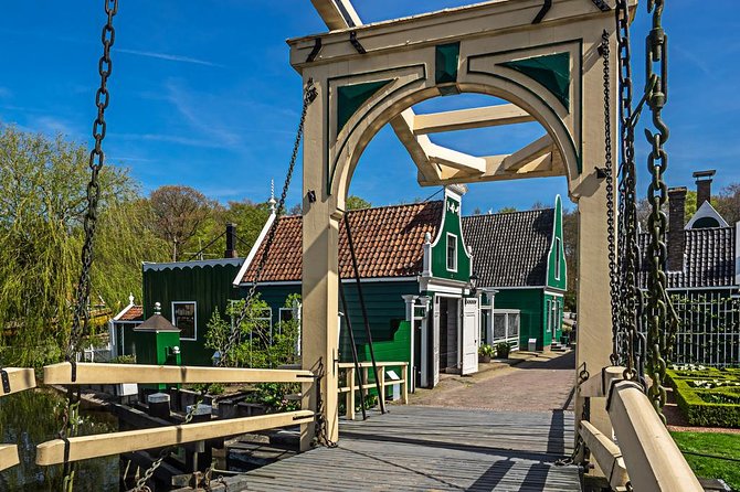 Zaanse Schans Private Tour Windmills - Getting from Amsterdam to Zaanse Schans (and back) without wasting your day