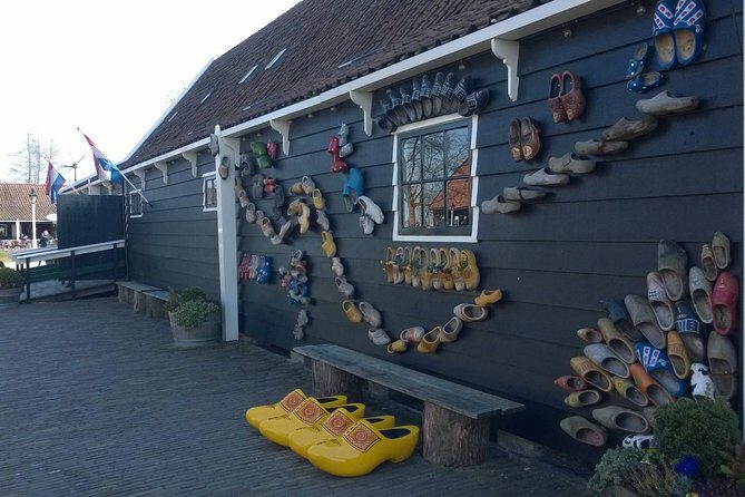 Zaanse Schans Windmills Private Tour from Amsterdam Airport - Airport-to-windmills logistics that keep your day on track